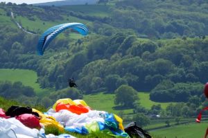 Paragliding at Bell Hill, north Dorset, England, in mid-May 2018