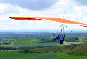 Wills Wing U-2 hang glider flying at Mere, Wiltshire