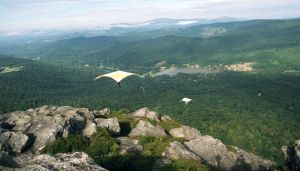 Standard Rogallo hang gliders flying from Grandfather Mountain in September 1974