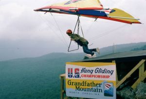 Ultralight Products Dragonfly launching at Grandfather Mountain in September 1975